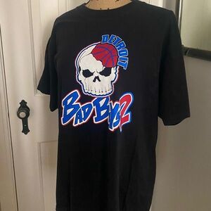 Men's Detroit Pistons' Bad Boyz 2 Black T-shirt, Logo. "We're Back" Large